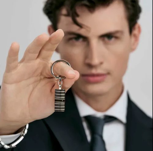 Nomination 028335/037 Kulcstartó