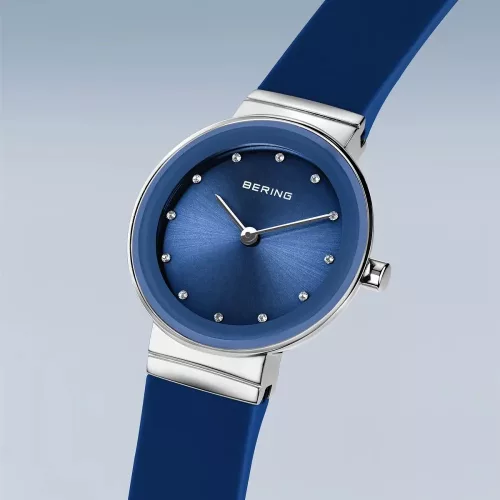 Bering 10129-707 női karóra – kék kaucsuk szíj, sötétkék számlap, safír üveg oldalról