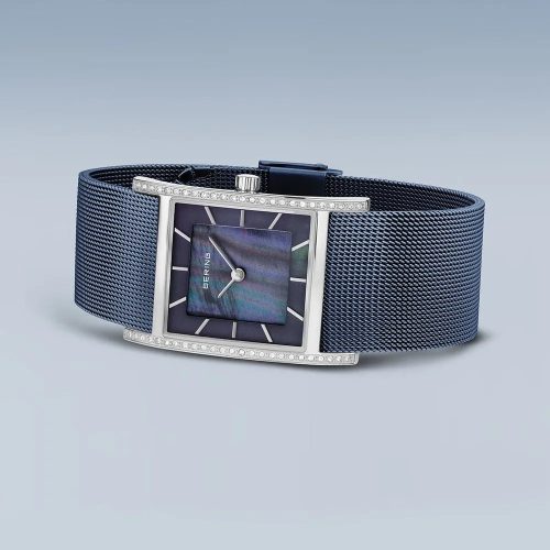 Bering Classic 10426-397-S női karóra kék számlappal