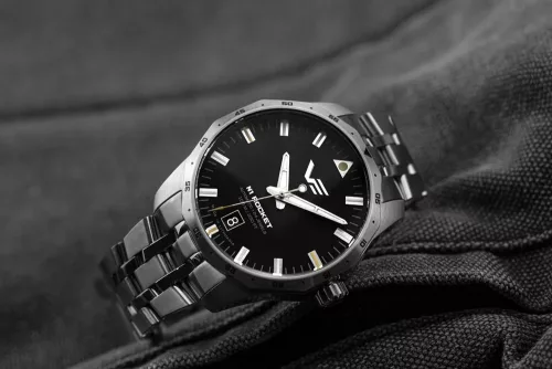 Vostok Europe Rocket N1 Compact automata – fekete számlap, acél tok és szíj