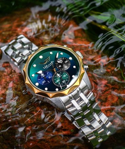 Vostok Europe női karóra – fém és zöld kaucsuk szíj, stopperes, zöld számlap