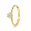 Sárga arany szoliter gyűrű ragyogó cirkon kővel elegáns stílusban