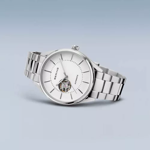 Bering 16743-704 karóra