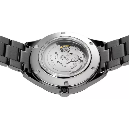 Bering 16743-777 karóra