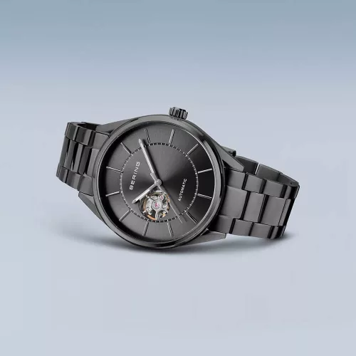 Bering 16743-777 karóra