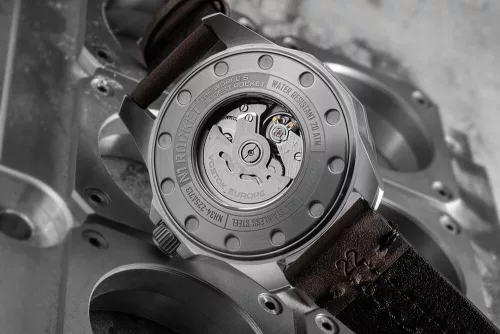 Vostok-Europe N1 Rocket 225A713-L karóra