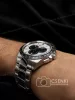 Doxa Trofeo Chronograph panda számlapos svájci férfi karóra-kézen-oldalról