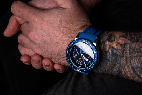 Vostok Europe Batiscafos NH35-511E768 férfi búváróra – fekete számlap, tritium világítás, kézen