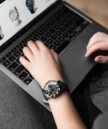 Vostok Europe női automata karóra – fekete PVD tok, skeleton számlap, rája szíj