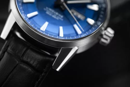 Vostok Europe Limousine 561A799-B acél mesh automata férfi karóra korona