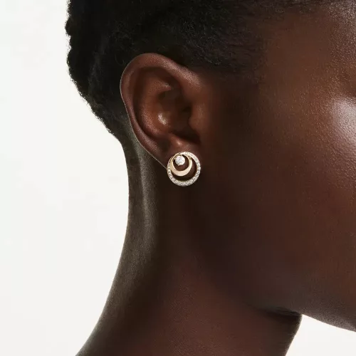 Swarovski női fülbevaló ezüst színű kristályos elegáns kivitel