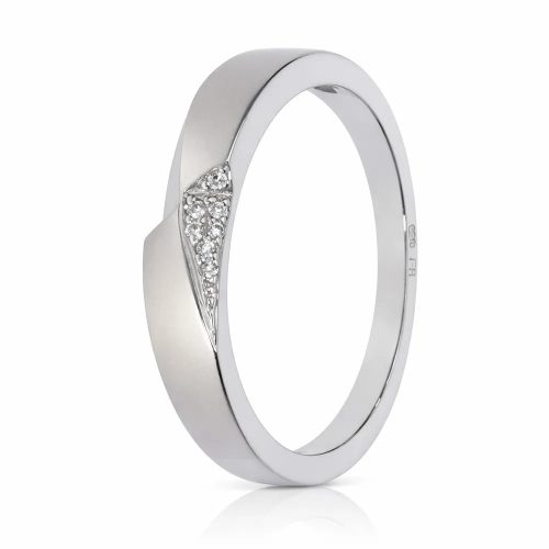 Fehér arany gyűrű 7 gyémánt kővel matt felületű elegáns ékszer