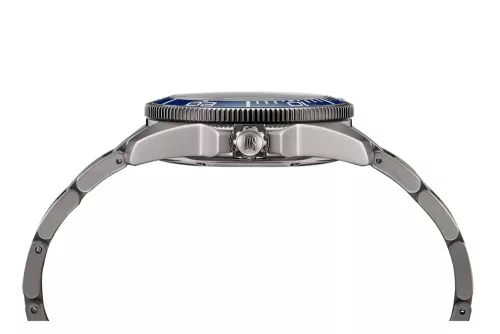 Certina búvár karóra kék számlappal titán szíjjal 40.5 mm