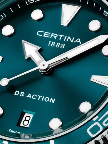 Certina DS Action férfi karóra zöld számlappal acélcsaton 40 mm