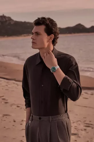 Certina DS Action férfi karóra zöld számlappal acélcsaton 40 mm