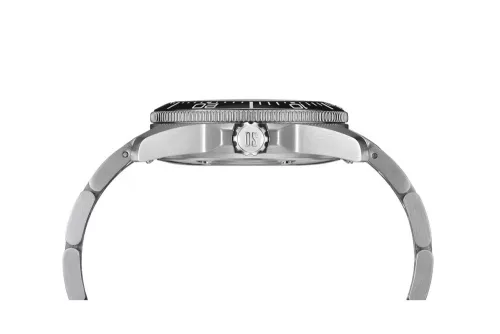 Certina búvár karóra fekete számlappal acél szíjjal 38 mm