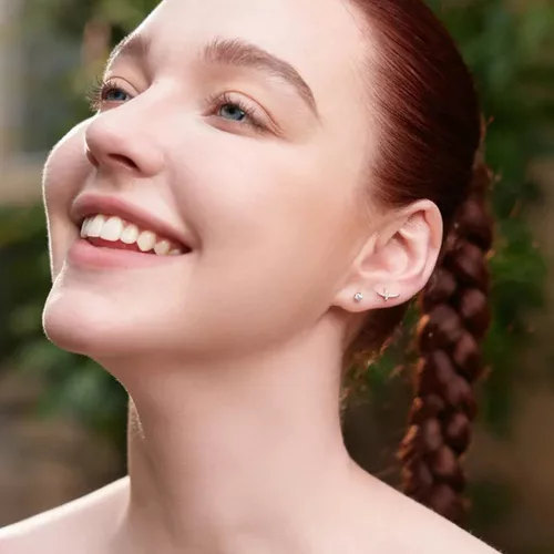 Ania Haie csillag alakú fülbevaló – aranyozott ezüst pavé kövekkel