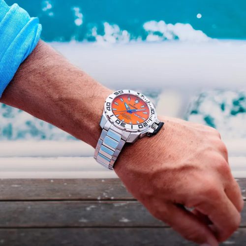 Festina Diver férfi karóra acél tok fekete számlap