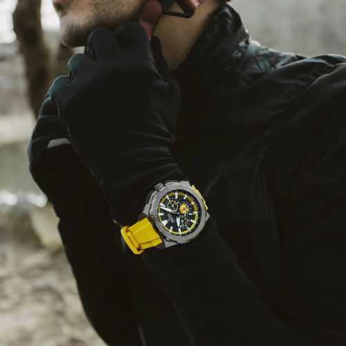 Festina Magyarország 2025 Limitált karóra plusz fehér óraszíj ajándékba - F20724-H