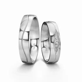 Fehér arany hullámos karikagyűrű pár