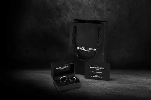 Marrya karikagyűrűpár – matt fekete Black Titán vörös arany csíkkal, belső domború komfort
